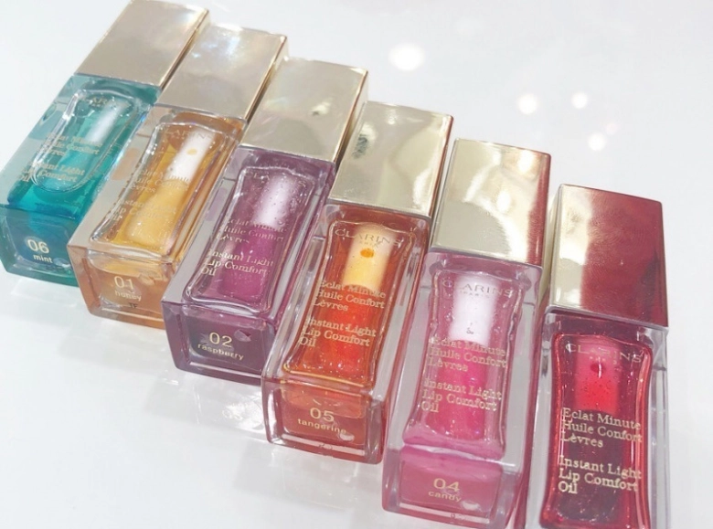 クラランスのリップオイルで無敵のうるうる唇になろう！