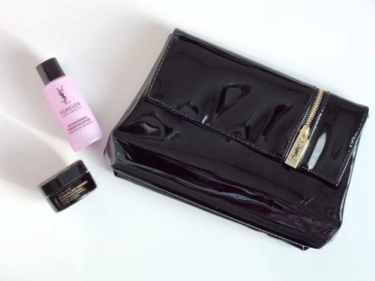 イヴサンローランのポーチでラグジュアリーに!