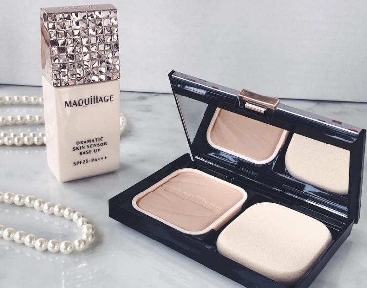 最強毛穴カバーアイテム大集合！化粧下地からファンデーションまで大公開