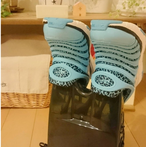 便利すぎる!靴専用の乾燥機で雨の日のストレスを解消