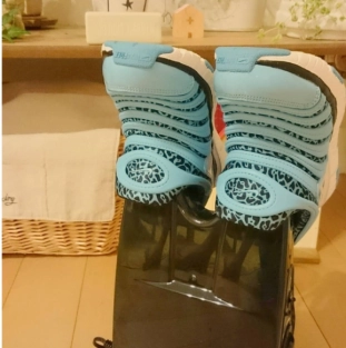 便利すぎる！靴専用の乾燥機で雨の日のストレスを解消