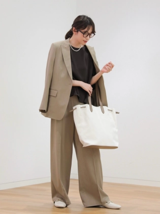 「きれいめもカジュアルも♡」【UNIQLO : C】春の新作で叶う大人の抜け感コーデでおしゃれを先取り！