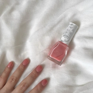 エテュセのネイルはぷっくり&絶妙カラーが人気!速乾で忙しい人もぴったり