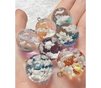レジンの使い方・種類・作り方！初心者でも簡単♡基礎からアイデア実例集まで