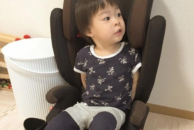 チャイルドシート3歳になったら卒業！ジュニアシートに