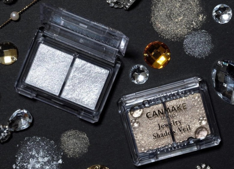 キャンメイクのジュエリーシャドウベールでかわいい目元を演出