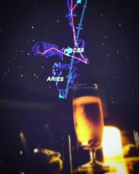 プラネタリウムカフェなら近場で星空を楽しめる☆気軽に満天の星に癒されて