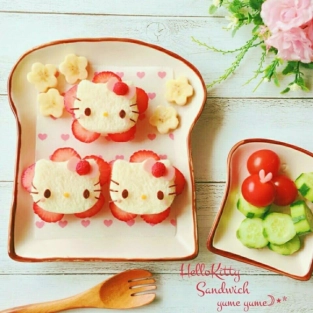 キティちゃん・ミッフィー・リラックマ…今、手作りフリルサンドが大人気♡