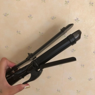 ヘアアイロンで理想のストレートヘアに!人気メーカーもチェック☆