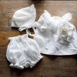 世界にひとつだけの手作りベビー服☆作り方は意外に簡単