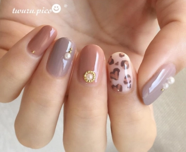 ネイルにパールを使ったおすすめデザイン&使えるパーツをご紹介