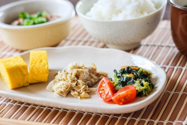 妊婦はバランスの良い食事が大切!外食できる?栄養は?献立例もご紹介