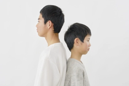 【整形外科医監修】身長を伸ばす方法13選！食べ物からストレッチまで、中学生・高校生・大人も必見