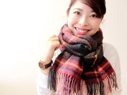 マフラーの巻き方ひとつでおしゃれ度アップ！今年も使える巻き方まとめ