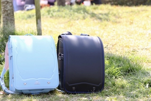 ランドセルの人気カラーやメーカーは？比較ポイントなどを要チェック