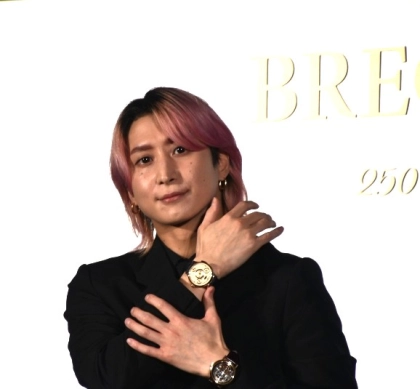 【ブレゲ愛が止まらない！】Snow Man佐久間大介さん、腕時計2本づかいで大人の魅力全開♡ブレゲ250周年新作コレクション発表会で見せた“意外な一面”とは？