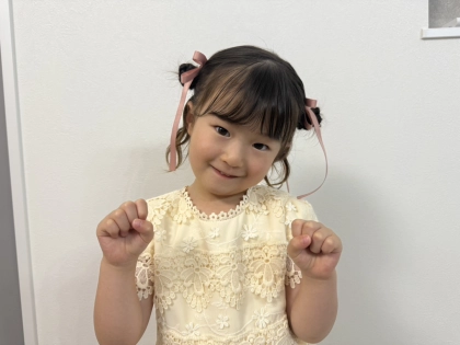 「花嫁さんの次にかわいい♡」キッズが結婚式や披露宴に行く日のとびきりおしゃれな【クラゲヘア】♪<すずちゃんヘアアレンジ講座>
