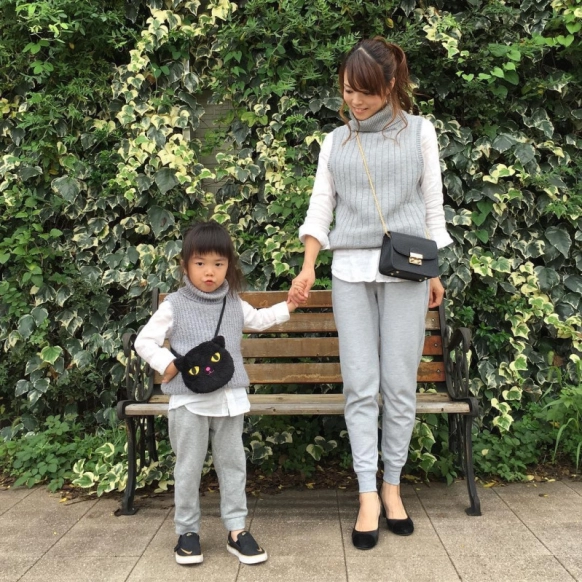 ユニクロのジョガーパンツが万能すぎ!人気の種類やコーデとは?