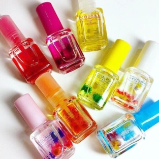 正しいネイルケアで指先好感度アップ！おすすめネイルオイルもご紹介