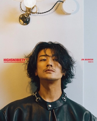 赤西仁さん 沢尻エリカさんとの豪華すぎる密着ツーショットに反響「仁くん×エリカ様は華ありすぎて最高」「あまりにも美男美女」「FRIDAYかとおもった笑」
