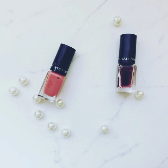 インテグレートのグレイシィネイルで指先から色気漂う女性に