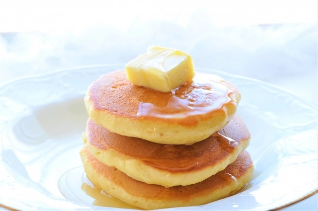 パンケーキとホットケーキはどう違う?作り方レシピもご紹介