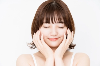 大人ニキビが治らない…!どうすれば良い?原因の解明とおすすめ市販薬紹介