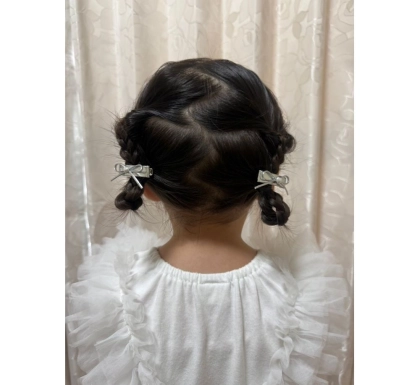 「じいじやばあばに会う日はおしゃれにキメたい！」帰省の日の簡単キッズヘアアレンジ＜すずちゃんのヘアアレンジ講習＞