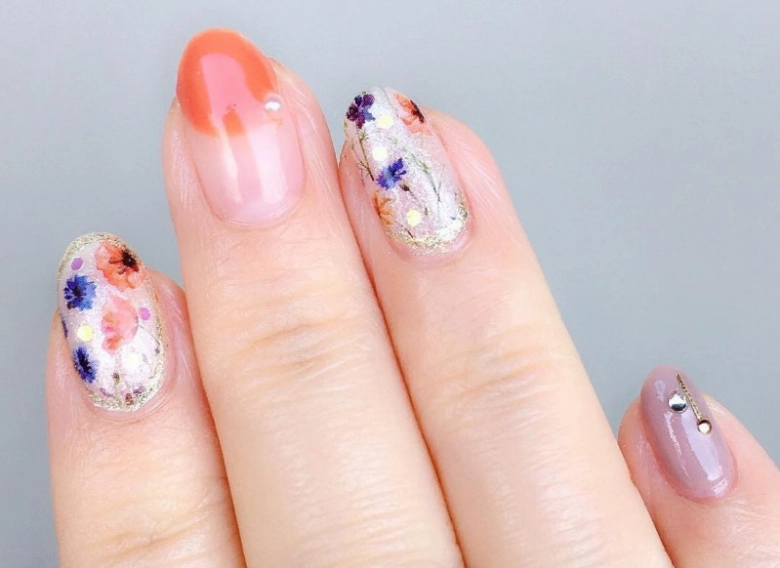 おしゃれなネイルを真似してみよう!おすすめデザイン特集