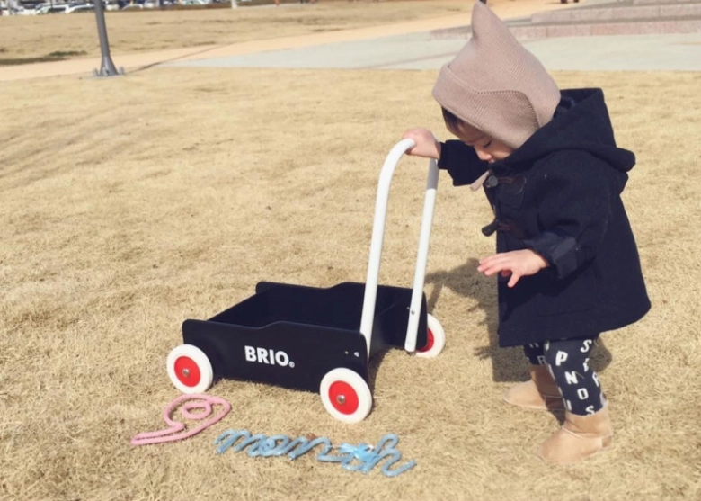 つかまり立ちのおもちゃは安全に使おう！知育ができるものやレンタルも