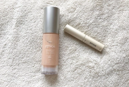 エトヴォスの下地で叶う!ノーストレスでツヤ肌ゲット!