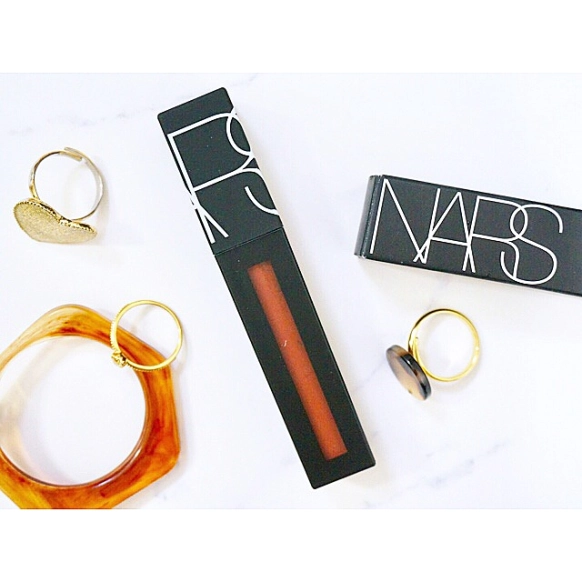 【イエベ編】イエベ肌にマッチするおすすめメイクアイテム